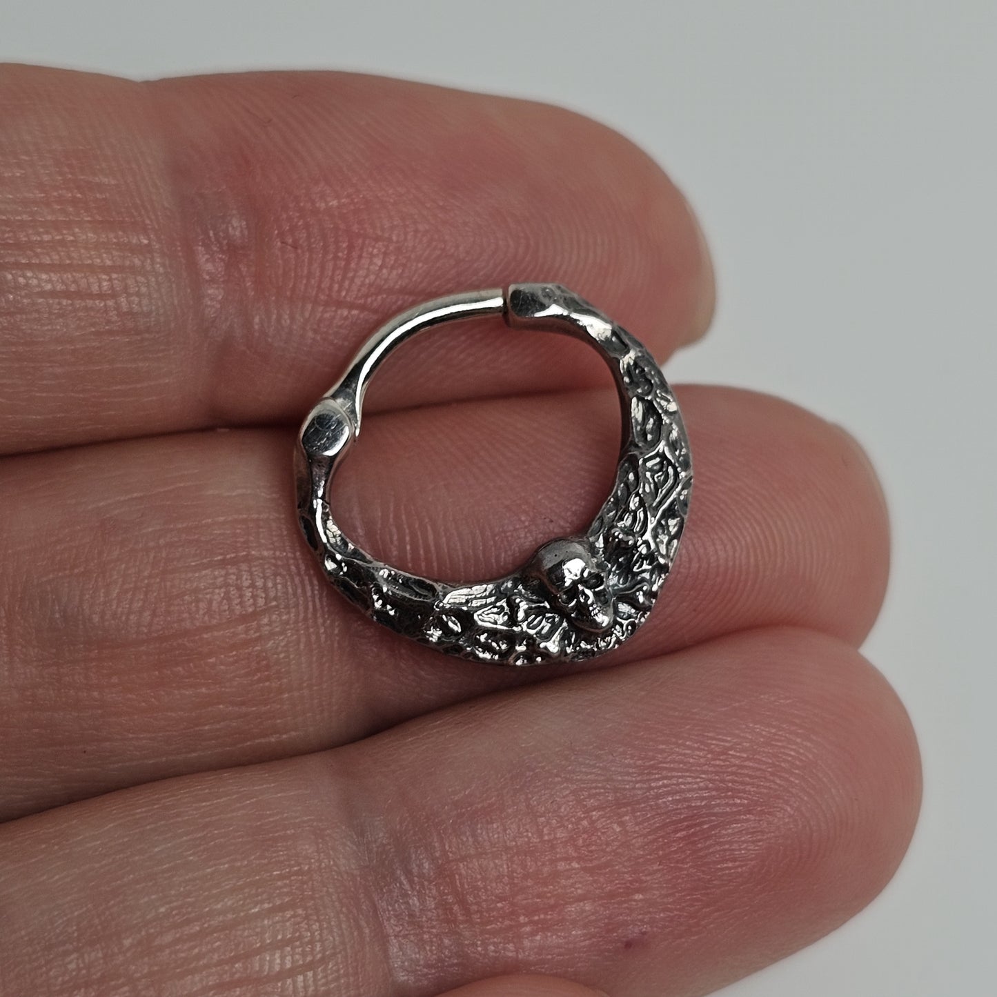 Skull Septum Ring – Hammered Sterling Silver | Gothic Earring | EK133s