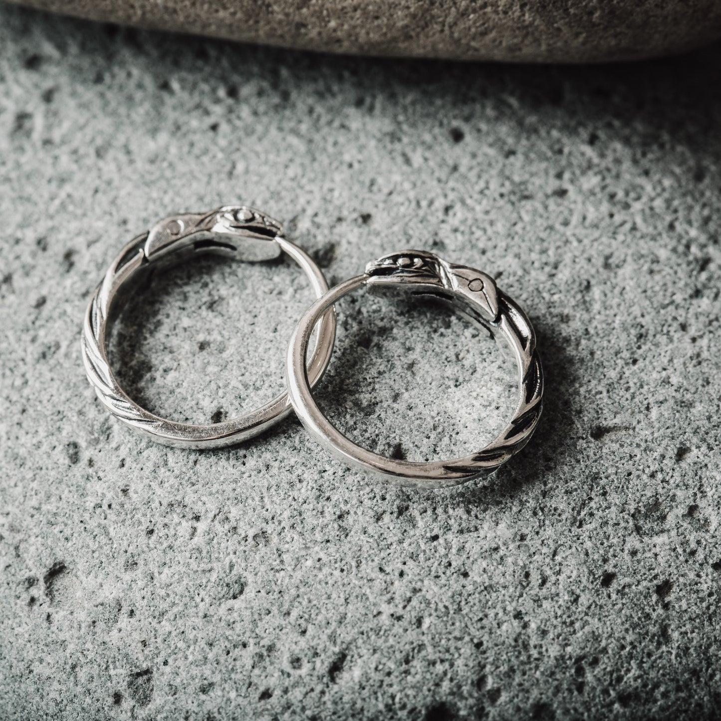 Small hoop earrings ouroboros sterling silver ek004s