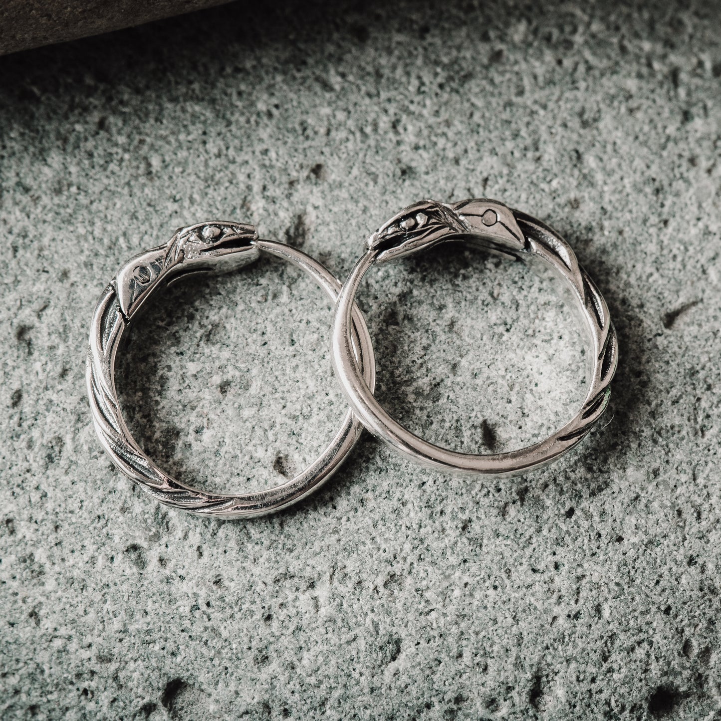 Small hoop earrings ouroboros sterling silver ek004s