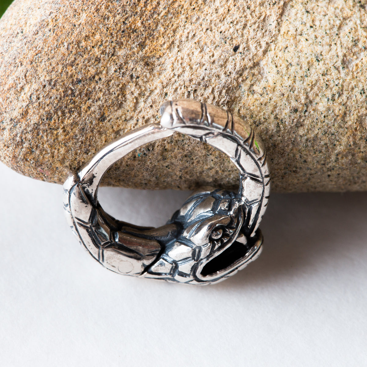 Ouroboros Huggie Hoop – Sterling Silver Septum Ring | EK006s