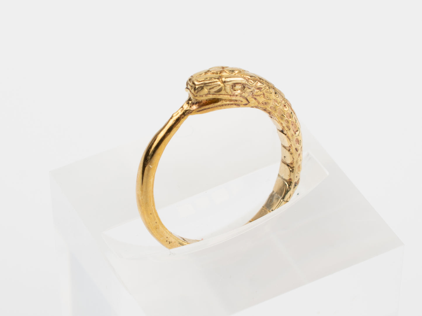 Gold ring with intricate design light bronze finish no oxidation